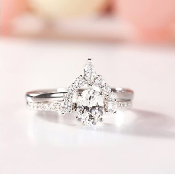 1.5 CARAT WHITE GOLD DIAMOND STACKABLE WEDDING RING - Picture 5 of 6